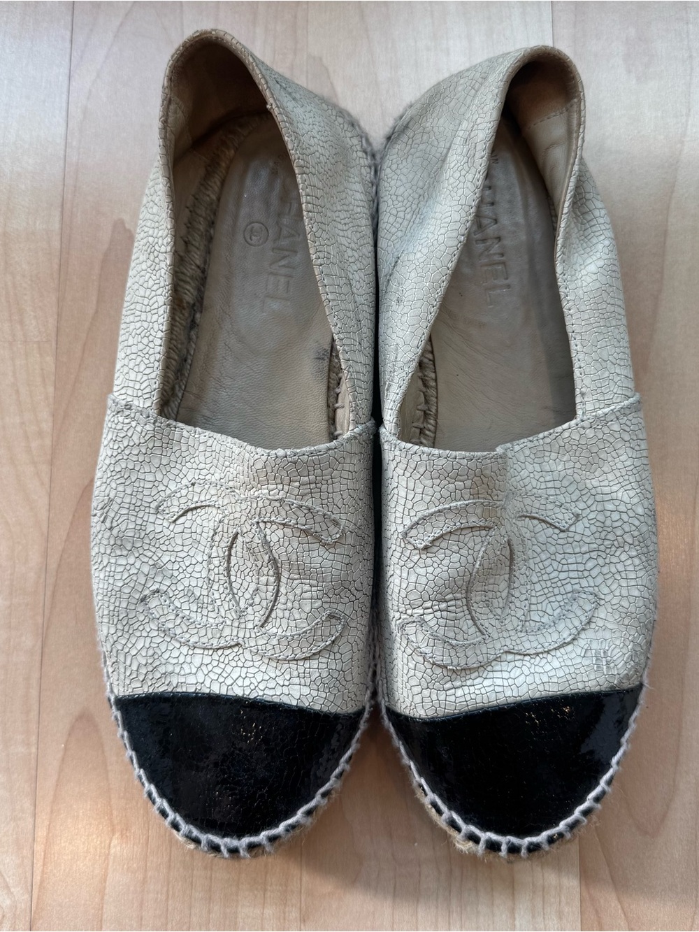 CHANEL Cream Espadrille Flats with Black Cap Toe